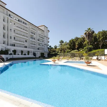Beautiful 2 Bed Playas Del Duque + Parking Rdr294 Marbella